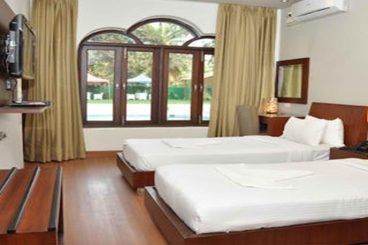Sukhmantra Resort & Spa Candolim Exterior foto