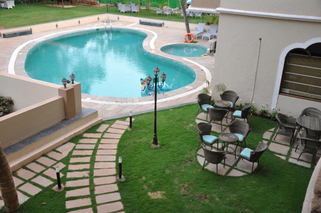 Sukhmantra Resort & Spa Candolim Exterior foto